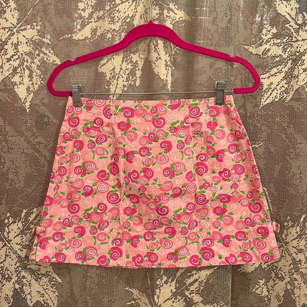Pretty Pink & Green Lilly Pulitzer Snail Mini Skirt.  Size 4.